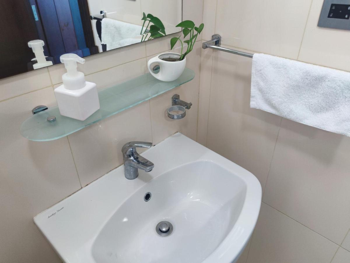 Abu Dhabi Cozy Mangrove View, Seaview 1 Bedroom 1 Partition Apartment Not Hotel エクステリア 写真